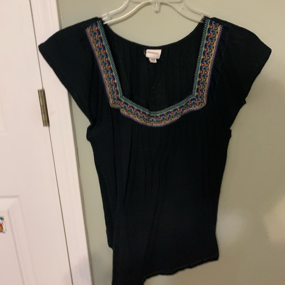 black with a color full lining